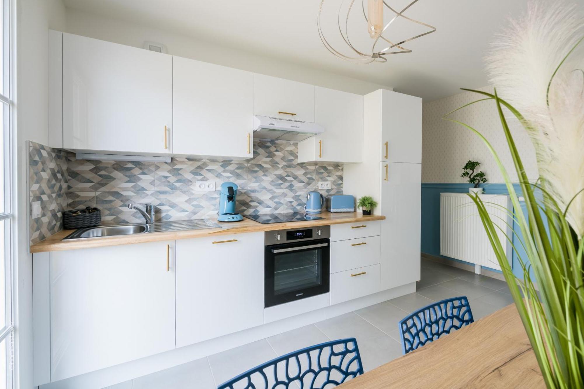 Columbus Garden By Plaza Apartment เซร์ริส ภายนอก รูปภาพ